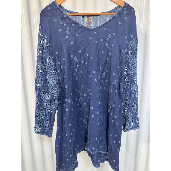 Johnny Was Asya Blue Eyelet Embroidered V-Neck Top Size 1X - Picture 1 of 8